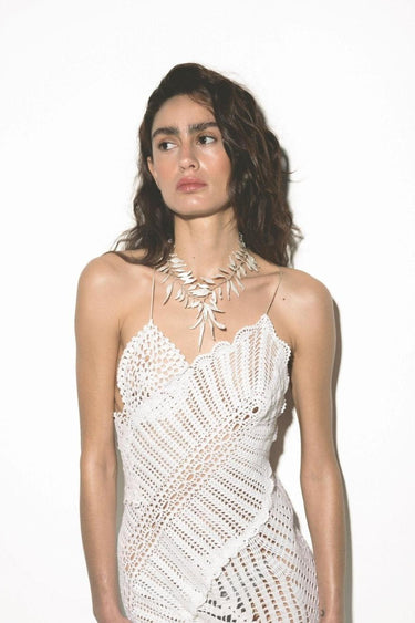 Collar Calma 16