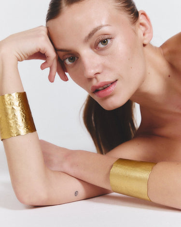 Brazalete Mut oro - SACH ATELIER